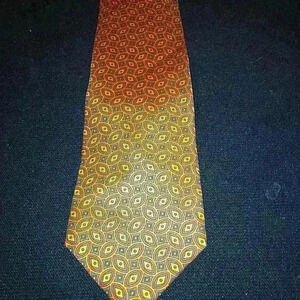 100%silk  tie